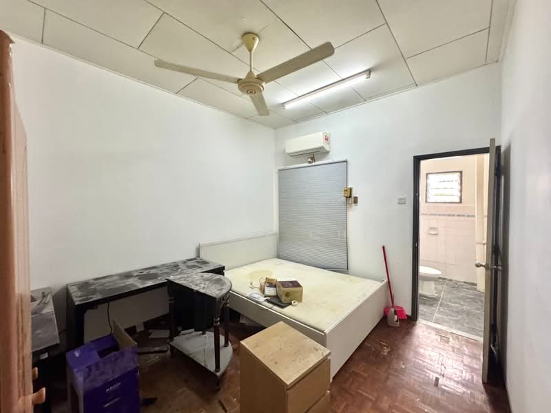 2-storey Terraced House for Sale in Taman Dagang (Ampang) - Dennix Chin - PropertyGuru.com.my