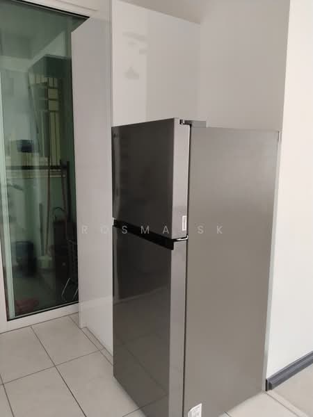 Kondominium untuk Disewa di SkyMillion Residence - Rosma SK - Refrigerator - PropertyGuru.com.my