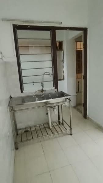 Apartment for Rent at Jelutong Park - Agnes Khoo - Kitchen - PropertyGuru.com.my