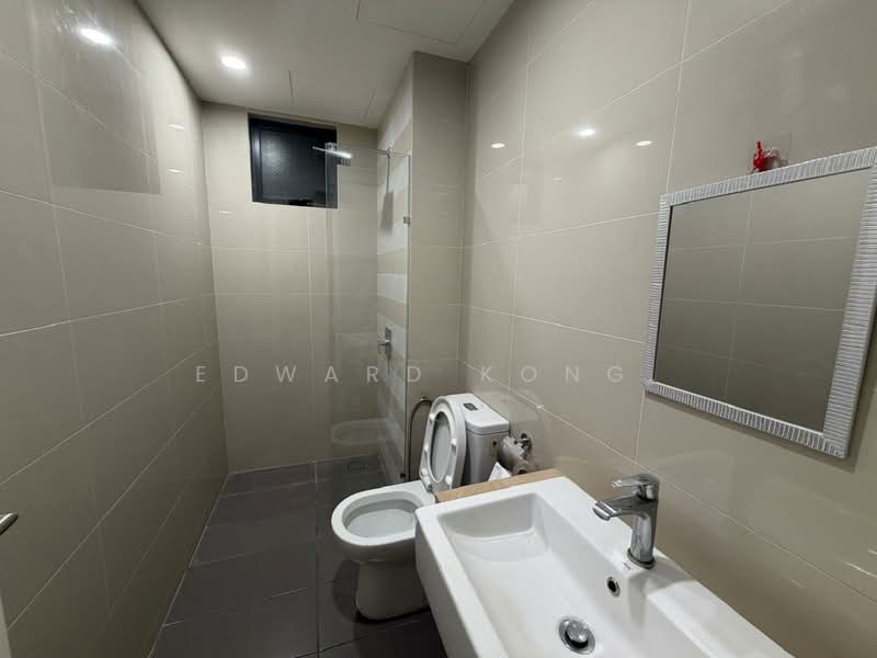 Servis Apartment untuk Disewa di United Point (Residensi Berpadu) - Edward Kong. - Bathroom - PropertyGuru.com.my