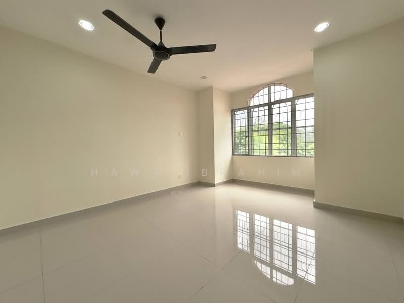 2-storey Terraced House for Sale in Taman Pelangi Semenyih (Semenyih) - Hawa Ibrahim - Interior - PropertyGuru.com.my