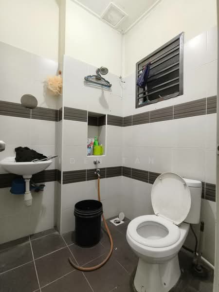 Rumah Teres 2 Tingkat untuk Dijual di Nusa Bayu (Iskandar Puteri (Nusajaya)) - Iden Tan - Bathroom - PropertyGuru.com.my
