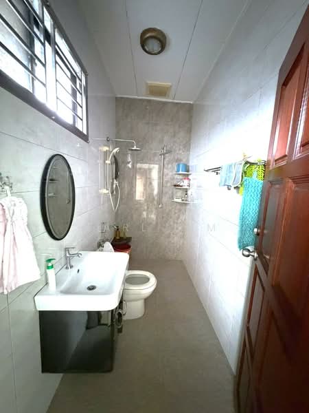 Rumah Banglo untuk Dijual di Taman Melodies (Johor Bahru) - Karl Lim - Bathroom - PropertyGuru.com.my