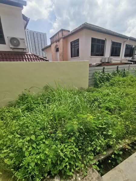 Semi-Detached House for Rent in Batu Ferringhi (Penang) - V. Goh - Exterior - PropertyGuru.com.my
