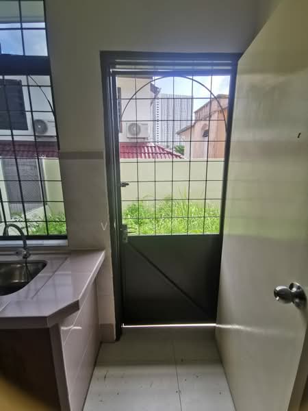 Semi-Detached House for Rent in Batu Ferringhi (Penang) - V. Goh - Kitchen - PropertyGuru.com.my