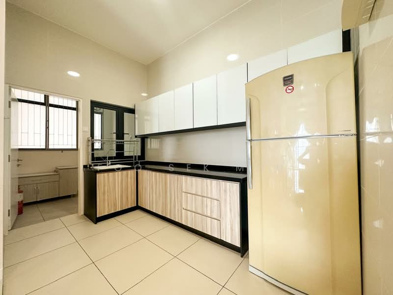 Kondominium untuk Dijual di Sky Condominium (Skyz Residence) - Foo Sek Mou - Kitchen - PropertyGuru.com.my