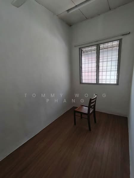 2-storey Terraced House for Rent in Bandar Putra Permai (Seri Kembangan) - Tommy Wong Phang - Interior - PropertyGuru.com.my