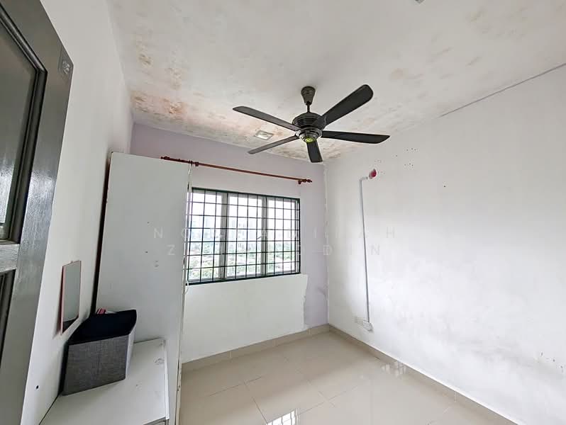 Condominium for Sale at Sri Suajaya Condominium - NORFADILAH ZAINUDDIN - Interior - PropertyGuru.com.my