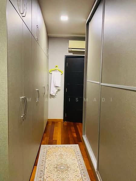 Semi-Detached House for Sale in Cyberjaya (Selangor) - Imran Ismadi - Corridor - PropertyGuru.com.my