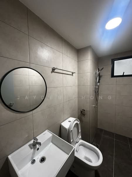 Servis Apartment untuk Disewa di M Luna - Jayden Chong - Bathroom - PropertyGuru.com.my