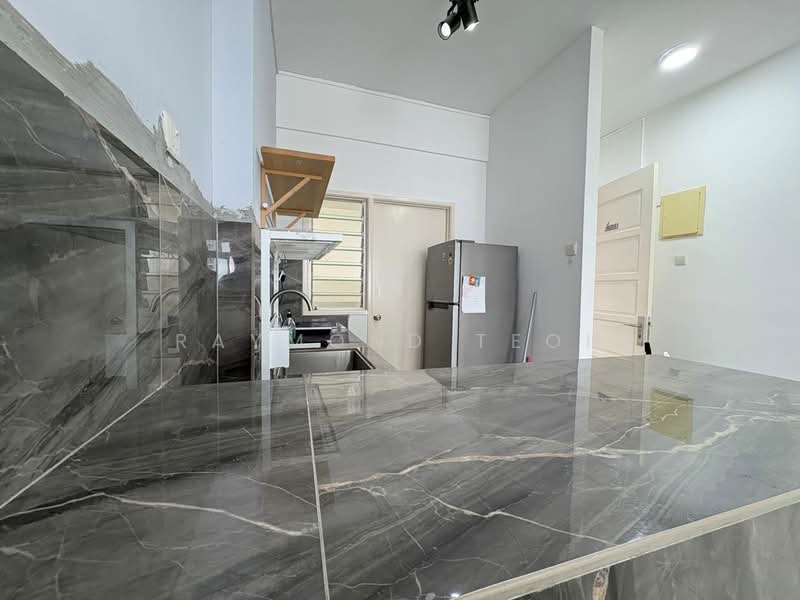 Kondominium untuk Dijual di The Peak Residences - Raymond Teoh - Kitchen - PropertyGuru.com.my