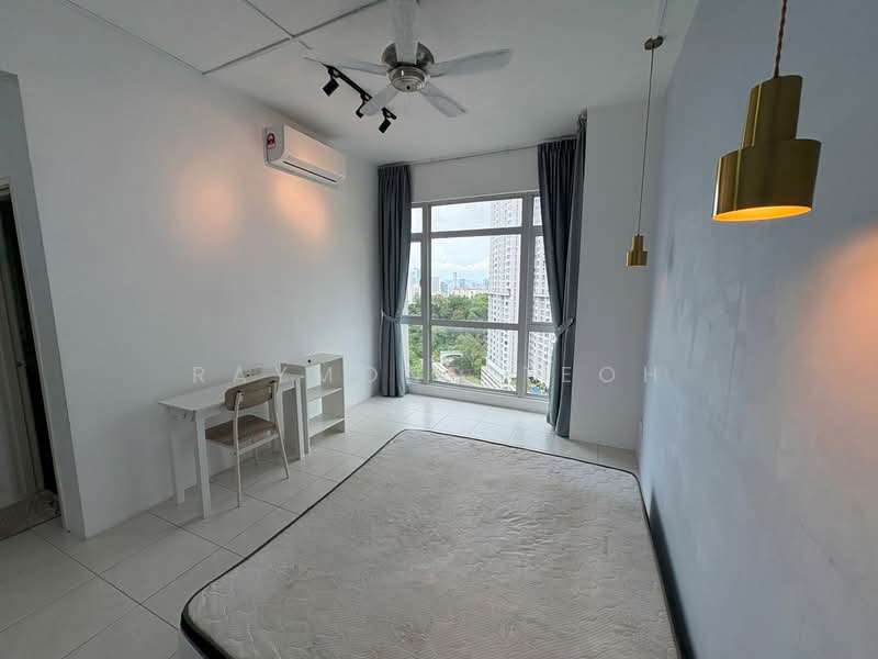 Kondominium untuk Dijual di The Peak Residences - Raymond Teoh - Bedroom - PropertyGuru.com.my
