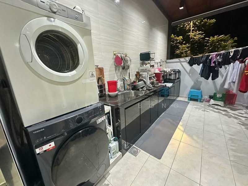 Rumah Kluster untuk Dijual di Taman Adda Heights (Tebrau) - Cahrie Bong - Kitchen - PropertyGuru.com.my