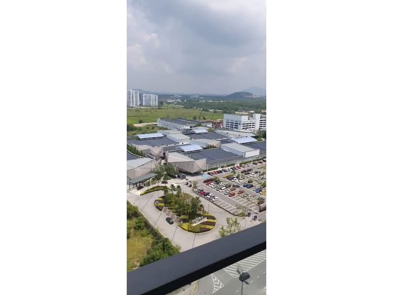 Servis Apartment untuk Dijual di Suasana @ Utropolis - Amy Tan - Exterior - PropertyGuru.com.my