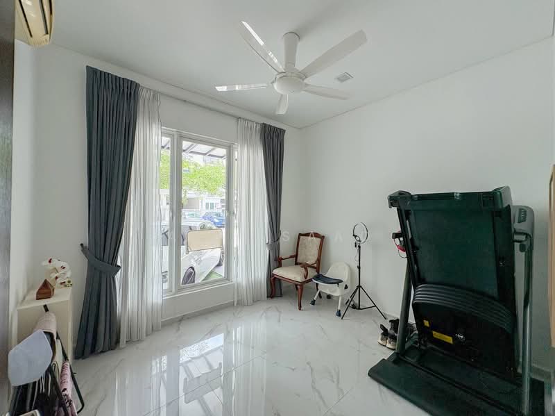 3-storey Terraced House for Sale in Bukit Jelutong (Shah Alam) - Alif Saad - PropertyGuru.com.my