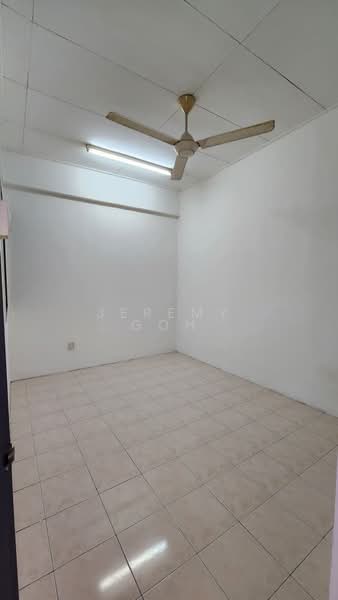 Pangsapuri untuk Dijual di Taman Putri Kulai - Jeremy Goh - Interior - PropertyGuru.com.my