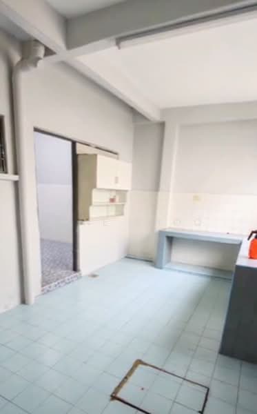 Rumah Teres 2 Tingkat untuk Dijual di Taman Sungai Besi Indah (Seri Kembangan) - Jane Shoo - Kitchen - PropertyGuru.com.my