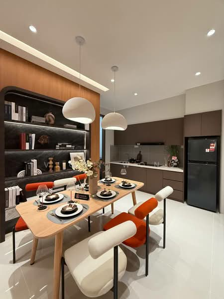 Service Residence for Sale at Paragon Gateway - Vicky Wong - Dining Room - PropertyGuru.com.my