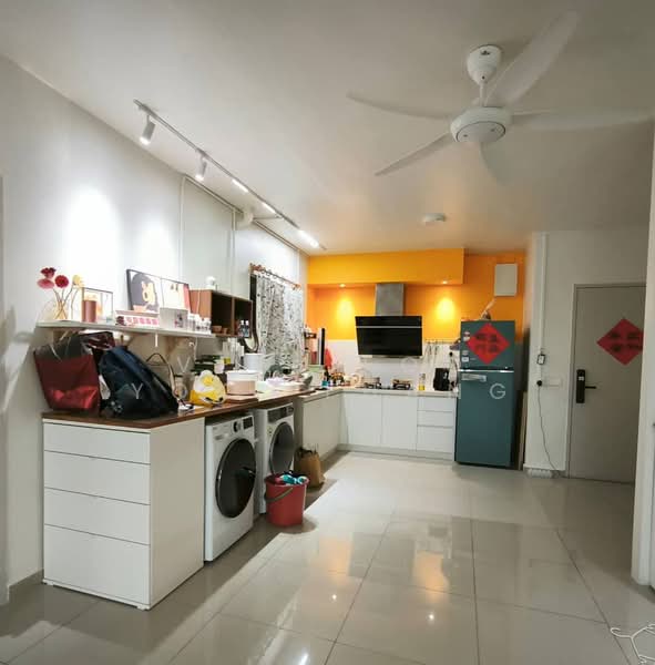 Service Residence for Sale at Huni @ Eco Ardence - Veni Foo Yoke Fuang - Kitchen - PropertyGuru.com.my