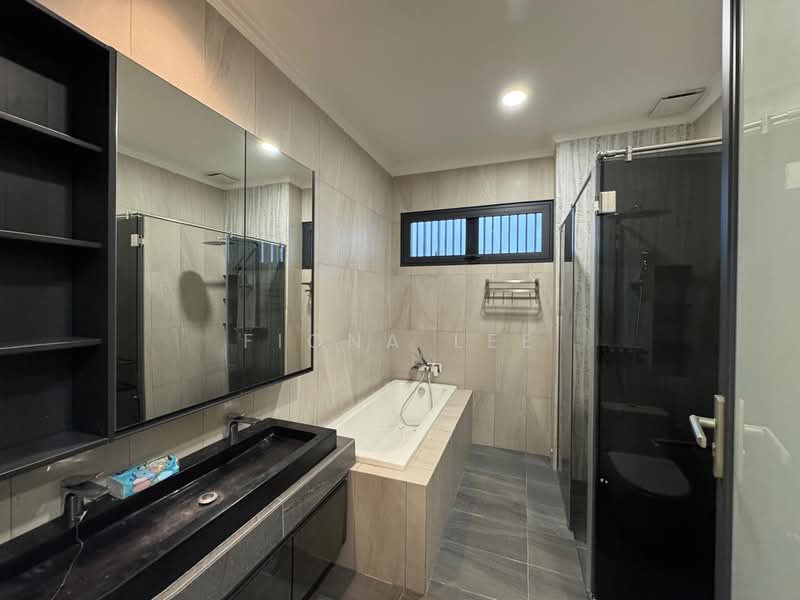 Semi-Detached House for Rent in Eco Sanctuary (Telok Panglima Garang) - Fiona Lee - Bathroom - PropertyGuru.com.my