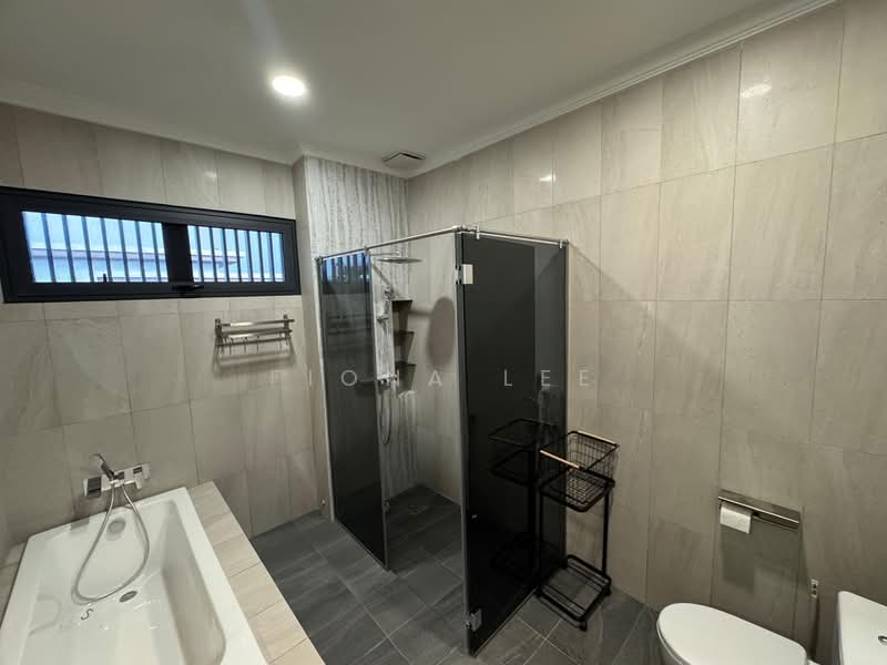 Semi-Detached House for Rent in Eco Sanctuary (Telok Panglima Garang) - Fiona Lee - Bathroom - PropertyGuru.com.my