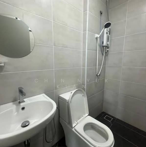 Servis Apartment untuk Disewa di B11 Parkland Residence - Chin Nyuk Kian - Bathroom - PropertyGuru.com.my