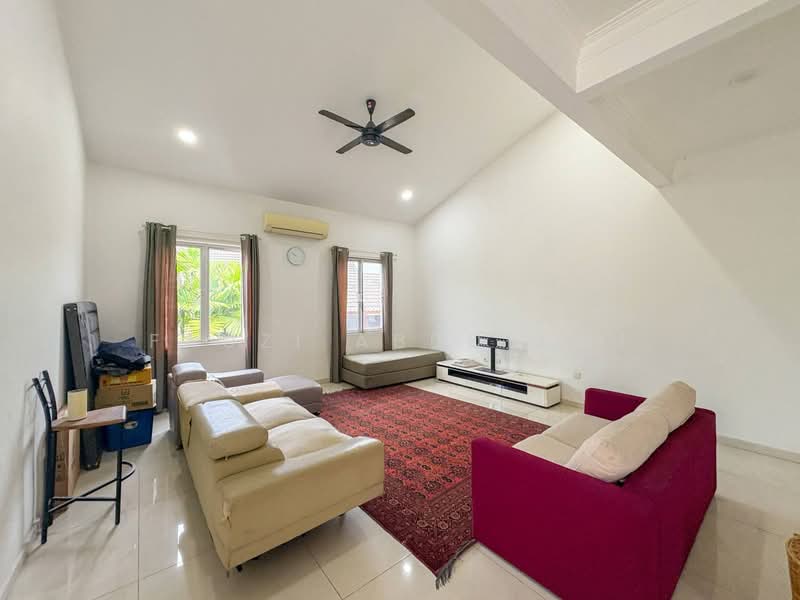 Bungalow for Sale in Seksyen 9 (Shah Alam) - Fauzi Abdullah - Living Room - PropertyGuru.com.my