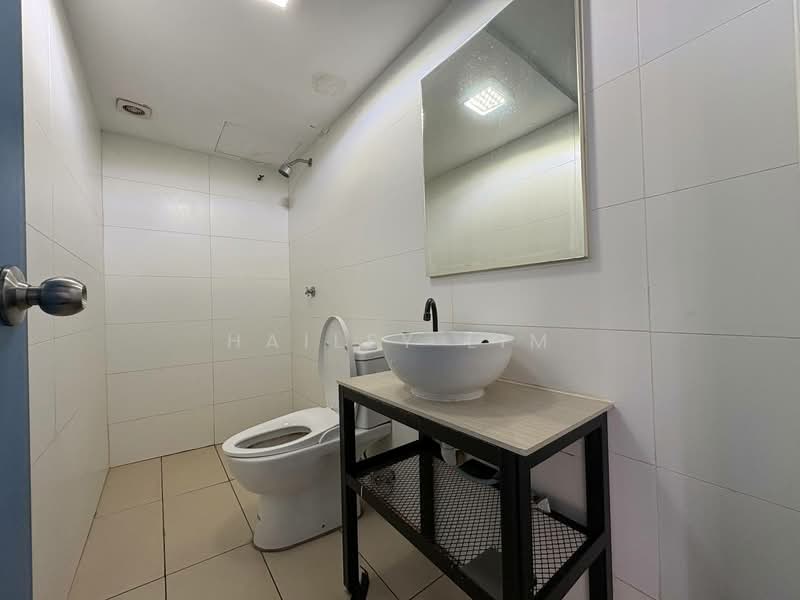 Service Residence for Rent at Colonial @ Empire City - Hailey Lim - Bathroom - PropertyGuru.com.my