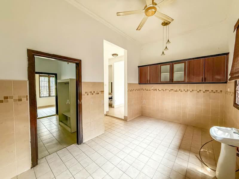 Bungalow for Sale in Seksyen 27 (Shah Alam) - Amzar Faiz - PropertyGuru.com.my