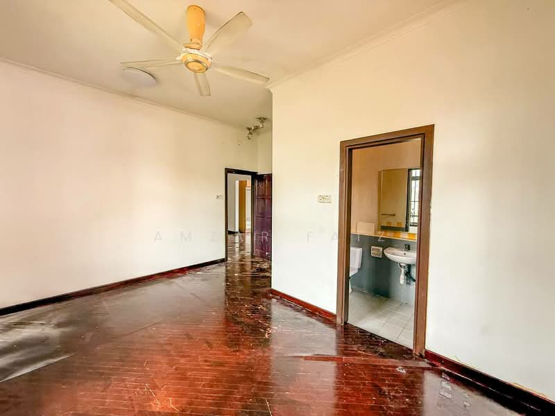 Bungalow for Sale in Seksyen 27 (Shah Alam) - Amzar Faiz - PropertyGuru.com.my