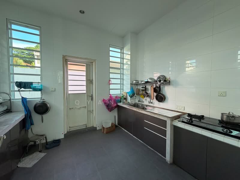 Bungalow for Rent in Minden Heights (Gelugor) - Qyan Goh - Kitchen - PropertyGuru.com.my