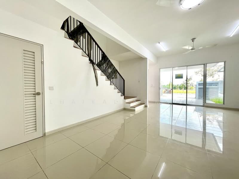 2-storey Terraced House for Rent in Semenyih (Selangor) - Zulhaikal Asmadee - Living Room - PropertyGuru.com.my
