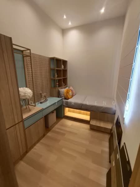 Condominium for Sale at Peel Lane - Volster Leng - Bedroom - PropertyGuru.com.my