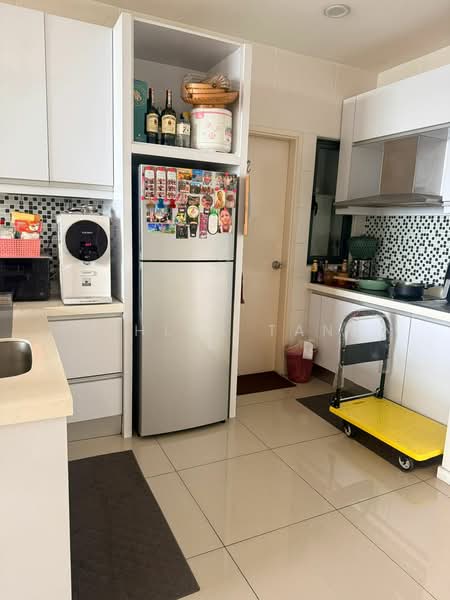 Service Residence for Rent at KU Suites - Chloe Tan - Kitchen - PropertyGuru.com.my