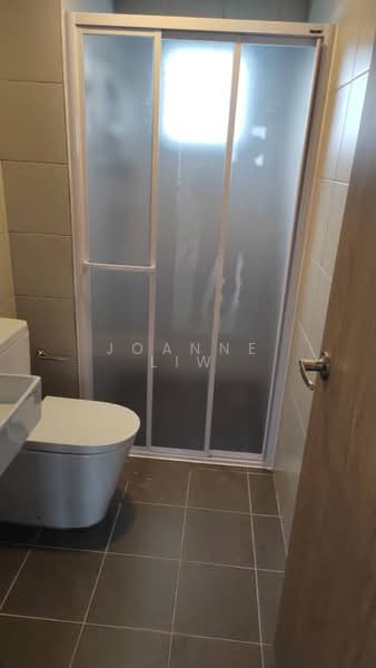 Kondominium untuk Dijual di Granito - Joanne Liw - Bathroom - PropertyGuru.com.my