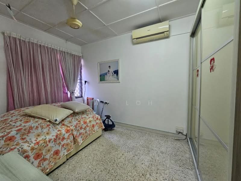 Semi-Detached House for Sale in Taman Perling (Perling) - Max Loh - Bedroom - PropertyGuru.com.my