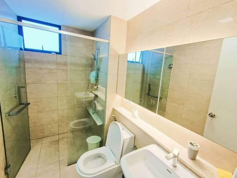 Condominium for Sale at The WaterEdge (Pinggiran Air) - Vicky Wong - Bathroom - PropertyGuru.com.my