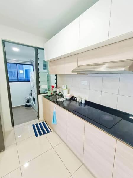 Condominium for Sale at The WaterEdge (Pinggiran Air) - Vicky Wong - Kitchen - PropertyGuru.com.my
