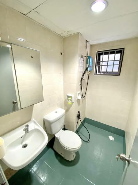 Condominium for Rent at Sri Putramas - Zulhaikal Asmadee - Bathroom - PropertyGuru.com.my