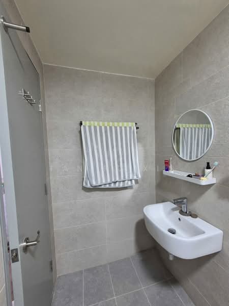 Service Residence for Rent at Millerz Square Serviced Residence - Tan Ru Xin - Bathroom - PropertyGuru.com.my