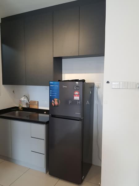 Service Residence for Sale at Kenwingston Avenue - Kean Phang - Kitchen - PropertyGuru.com.my
