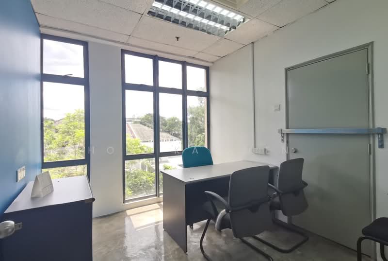 Office for Rent in Petaling Jaya (Selangor) - Hooi Karlmen - Study - PropertyGuru.com.my