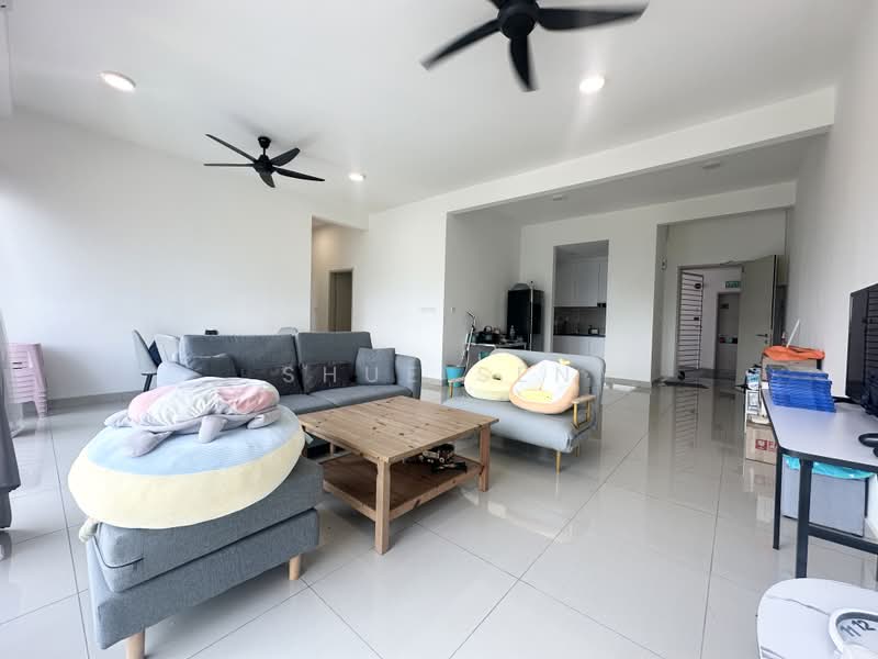 Kondominium untuk Disewa di Skyvilla @ D'Island - Shue Sen - Living Room - PropertyGuru.com.my