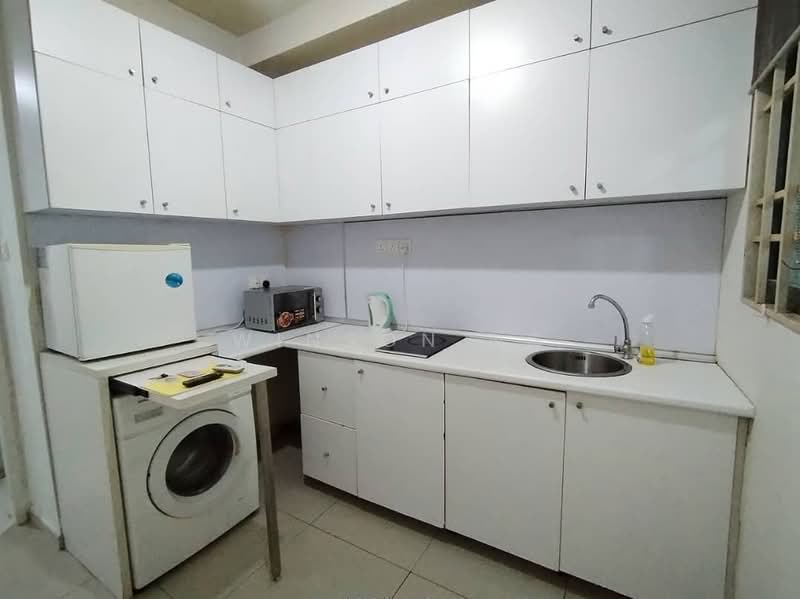 Servis Apartment untuk Disewa di Centrestage Designer Suite - Winson Ng - Kitchen - PropertyGuru.com.my