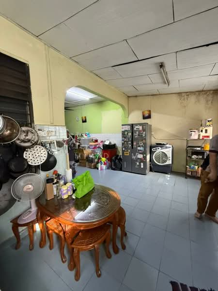 1-storey Terraced House for Sale in Taman Bukit Kepayang (Bukit Kepayang) - Madam Lolaliza - Kitchen - PropertyGuru.com.my