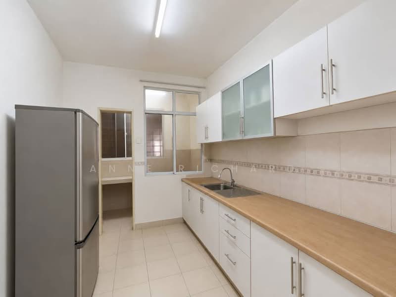 Kondominium untuk Dijual di Aseana Puteri - Anne Richard - Kitchen - PropertyGuru.com.my