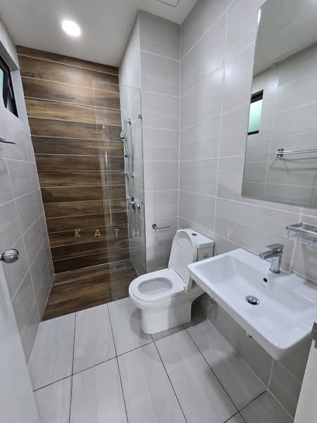 Servis Apartment untuk Disewa di UNIO Residence - Kathy Yap - Bathroom - PropertyGuru.com.my