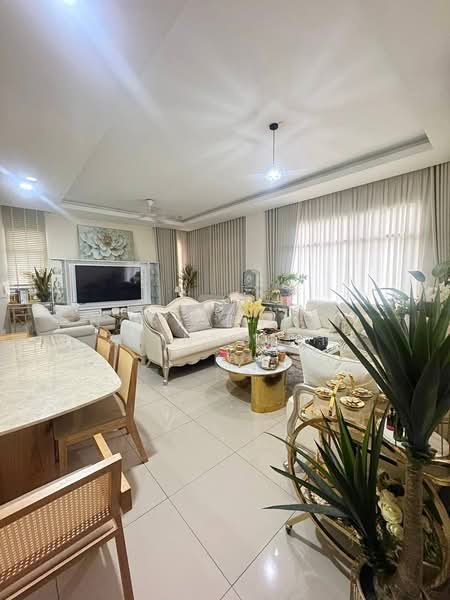 Semi-Detached House for Sale in Kuala Selangor (Selangor) - NORFADILAH ZAINUDDIN - Living Room - PropertyGuru.com.my