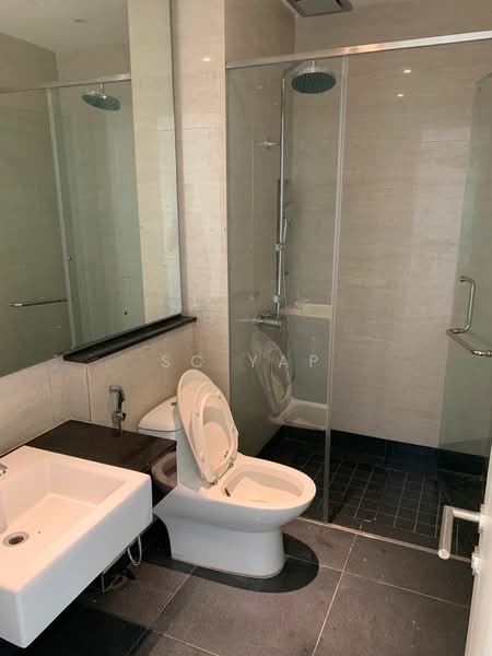 Kondominium untuk Dijual di 100 Residency - SC Yap - Bathroom - PropertyGuru.com.my