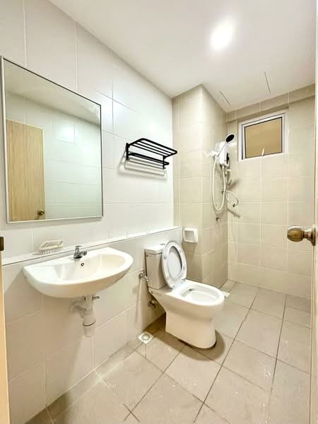 Condominium for Rent at Havana Beach Residences - Alex Lim - Bathroom - PropertyGuru.com.my